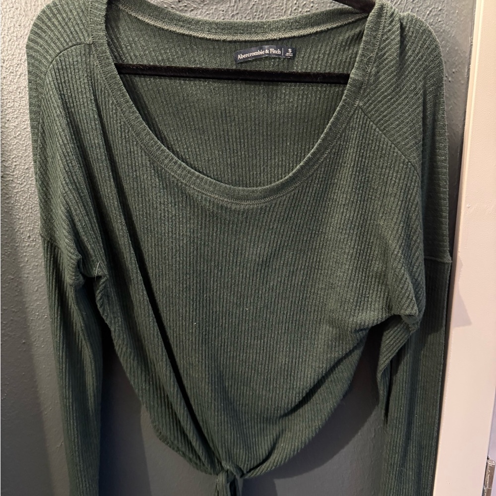 Abercrombie & Fitch Olive Long Sleeve Tee